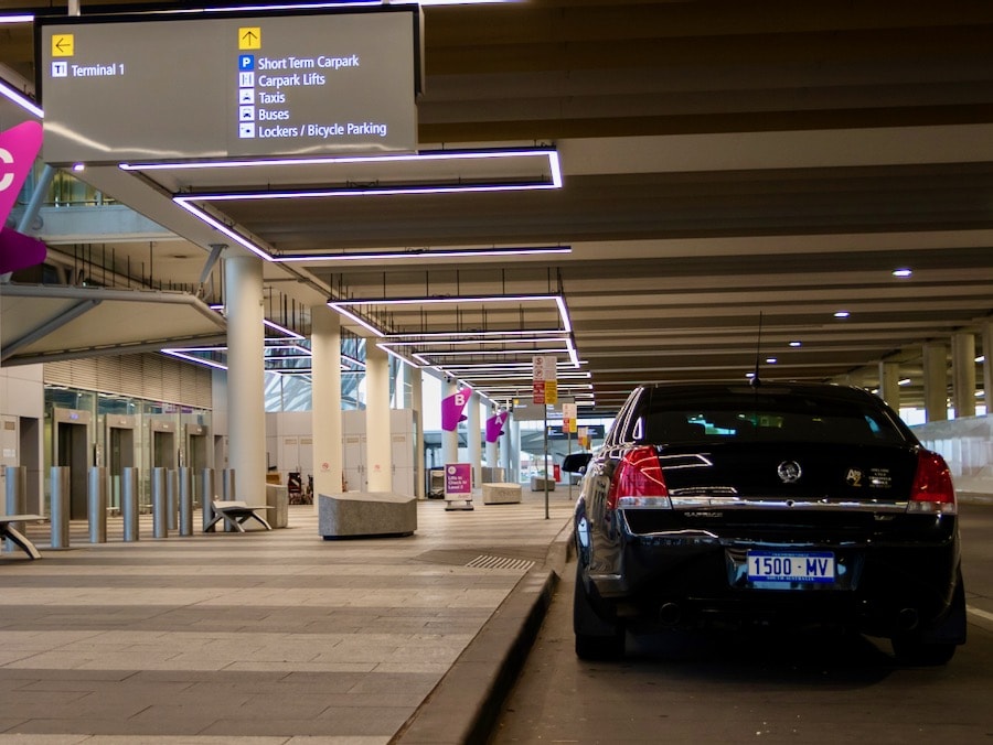 Reliable Adelaide Chauffeurs Private Transfers by A to Z Reliable Adelaide Chauffeurs Private Transfers by A to Z