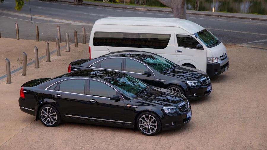Adelaide Chauffeurs Airport Transfers 3 Chauffeured Cars Adelaide Prices by A to Z Chauffeur Service